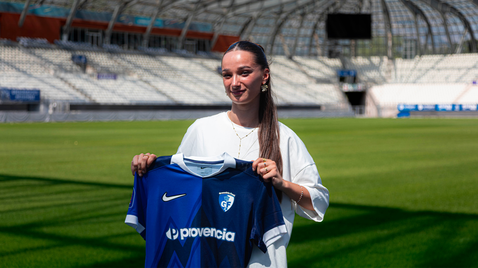 Mercato : Inès Avenant rejoint Grenoble Foot 38