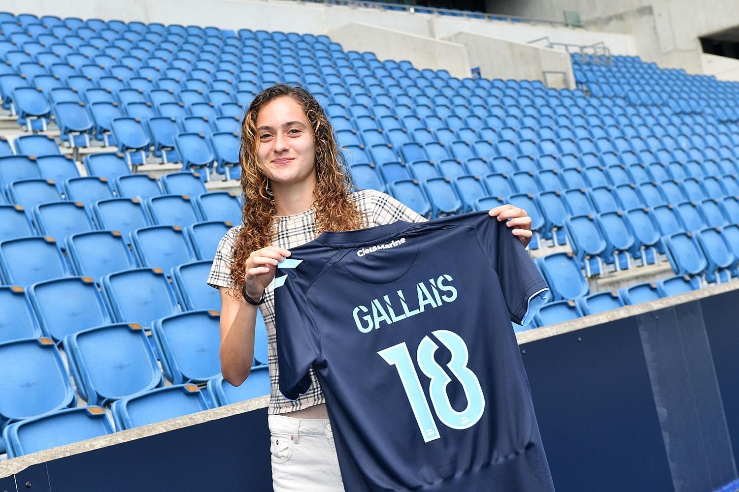 Thaïs Gallais signe son premier contrat professionnel avec le HAC