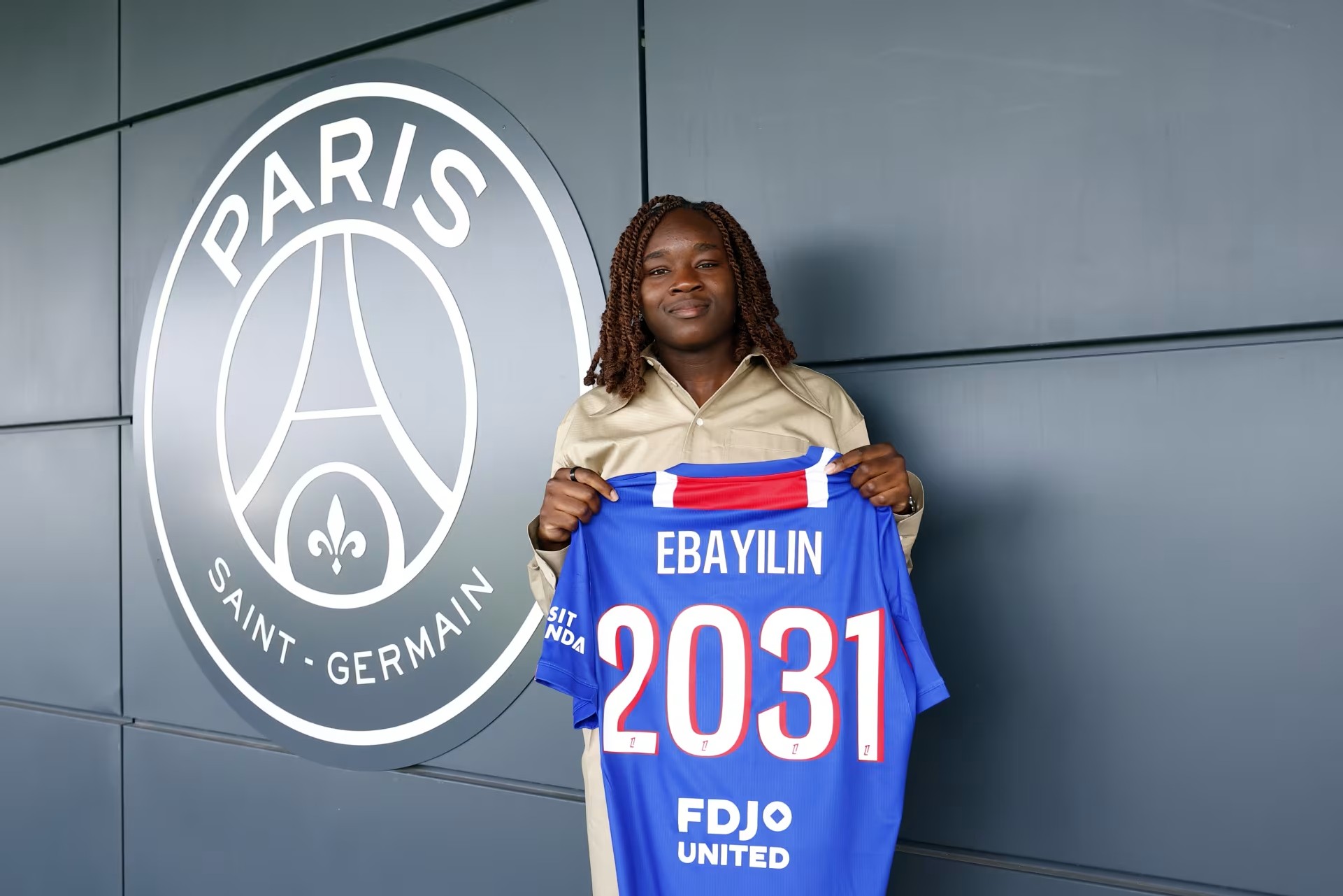 Anaïs Ebayilin prolonge son histoire avec le Paris Saint-Germain