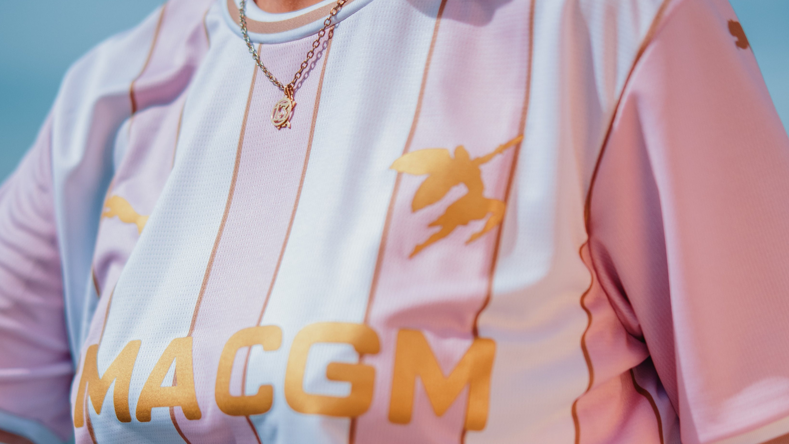 Maillot Octobre Rose des Marseillaises : déjà épuisé en ligne chez l'OM