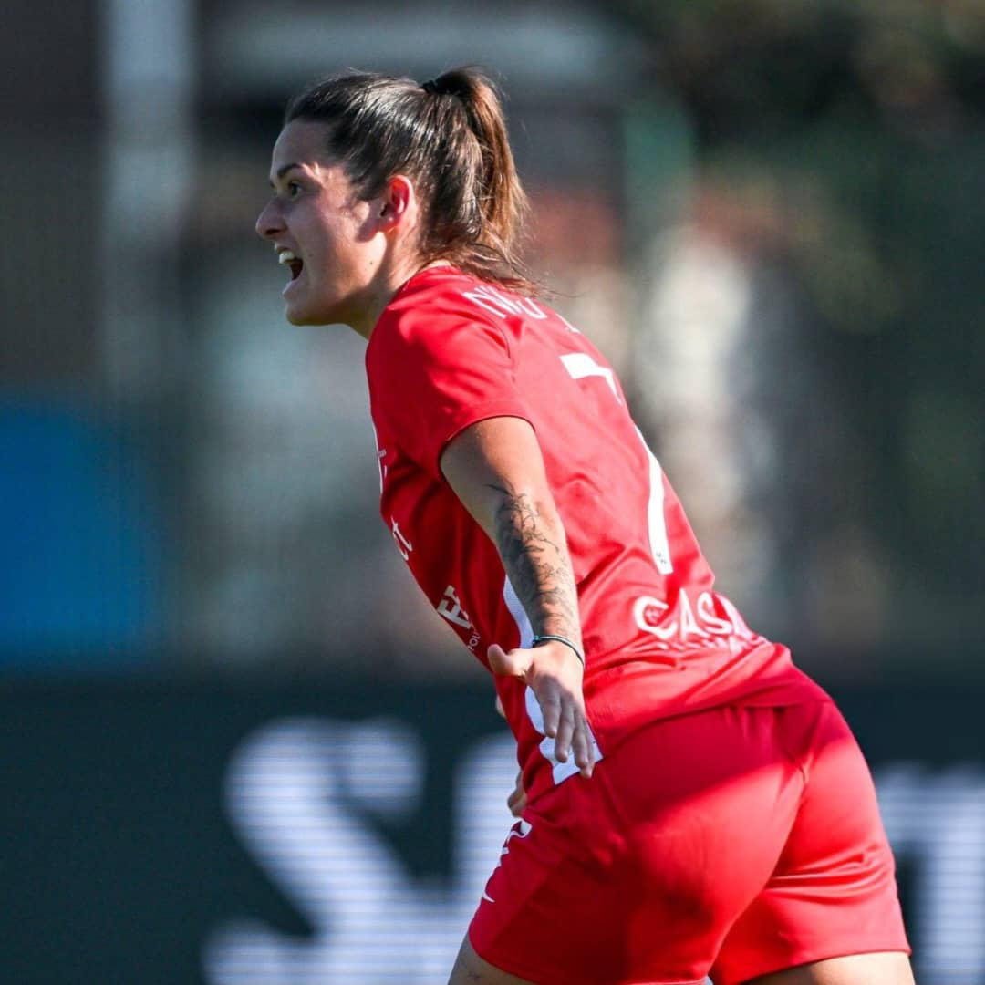 Italie : Nadine Nischler prolonge avec le FC Como Women jusqu'en 2028