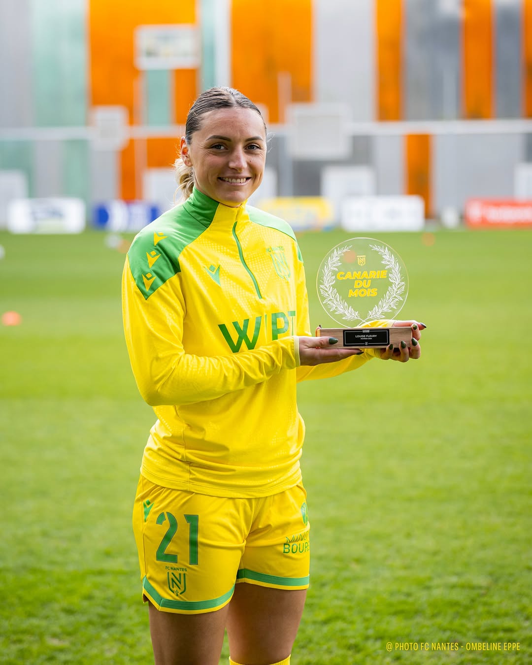 Canarie du Mois : Louise Fleury reçoit son trophée !