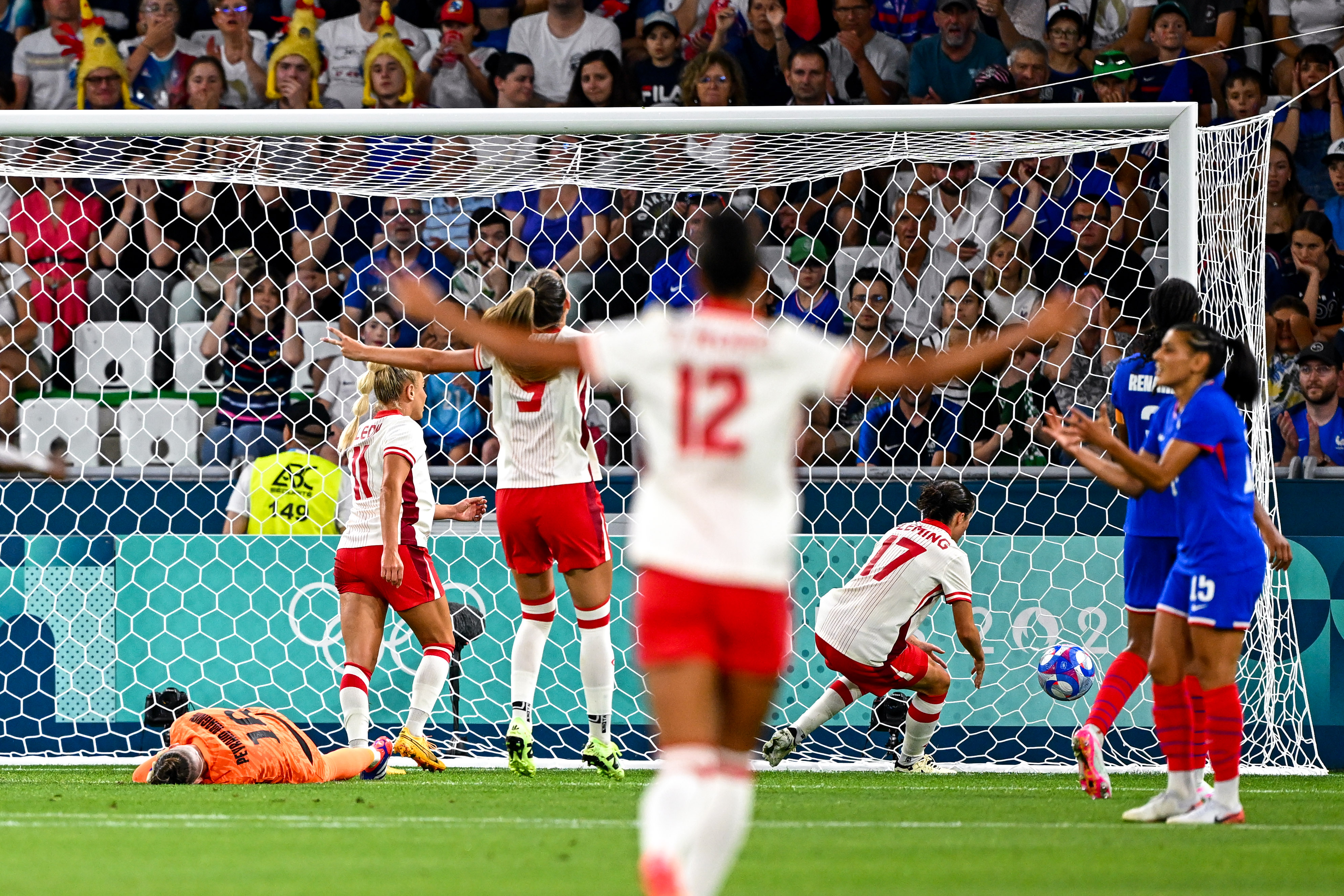 [JO 2024] France vs Canada (1-2) : Défaite honteuse des Bleues à Saint-Étienne