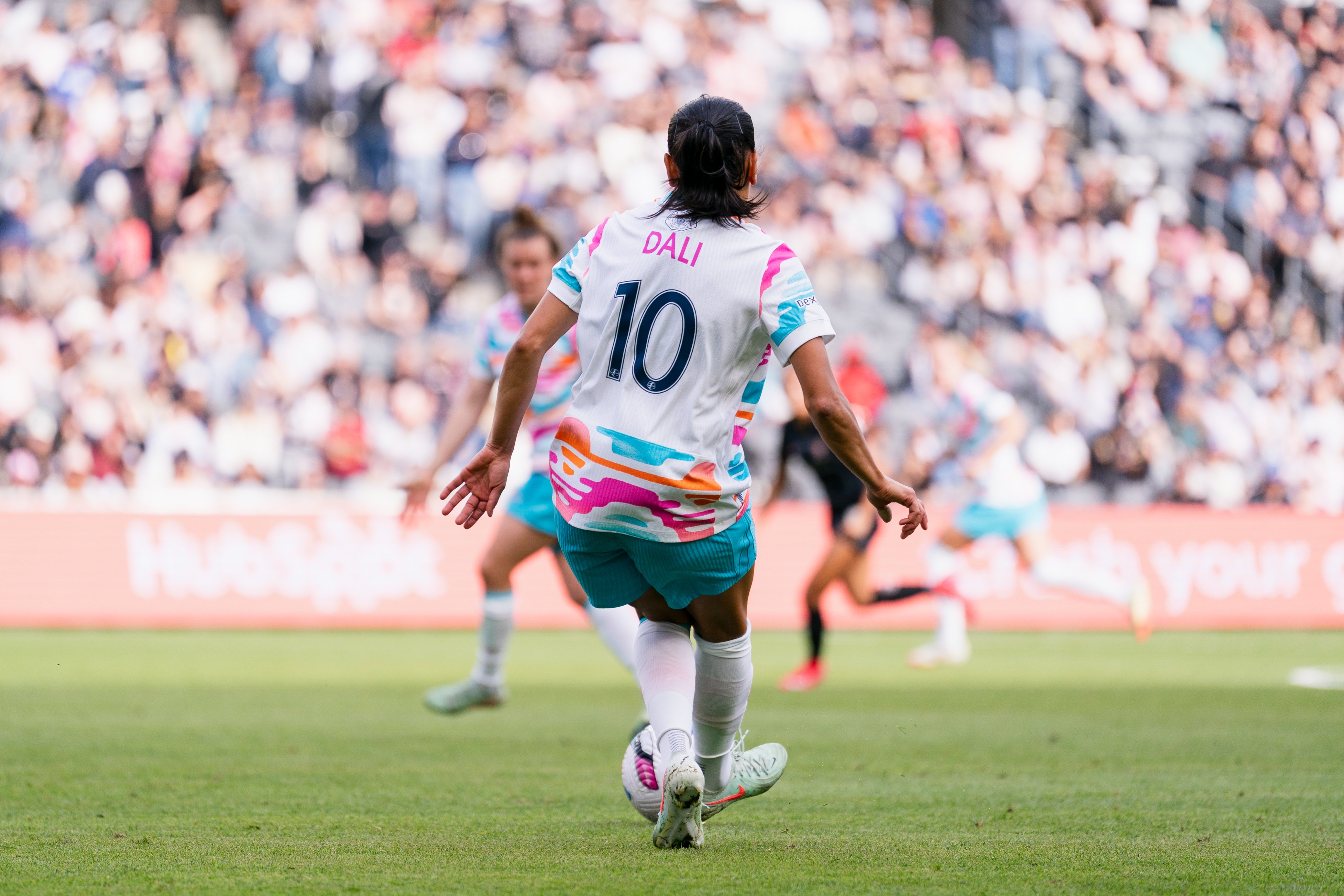 Les Françaises brillent dès l’ouverture de la saison en NWSL : San Diego Wave FC et Angel City FC se quittent sur un nul 1-1