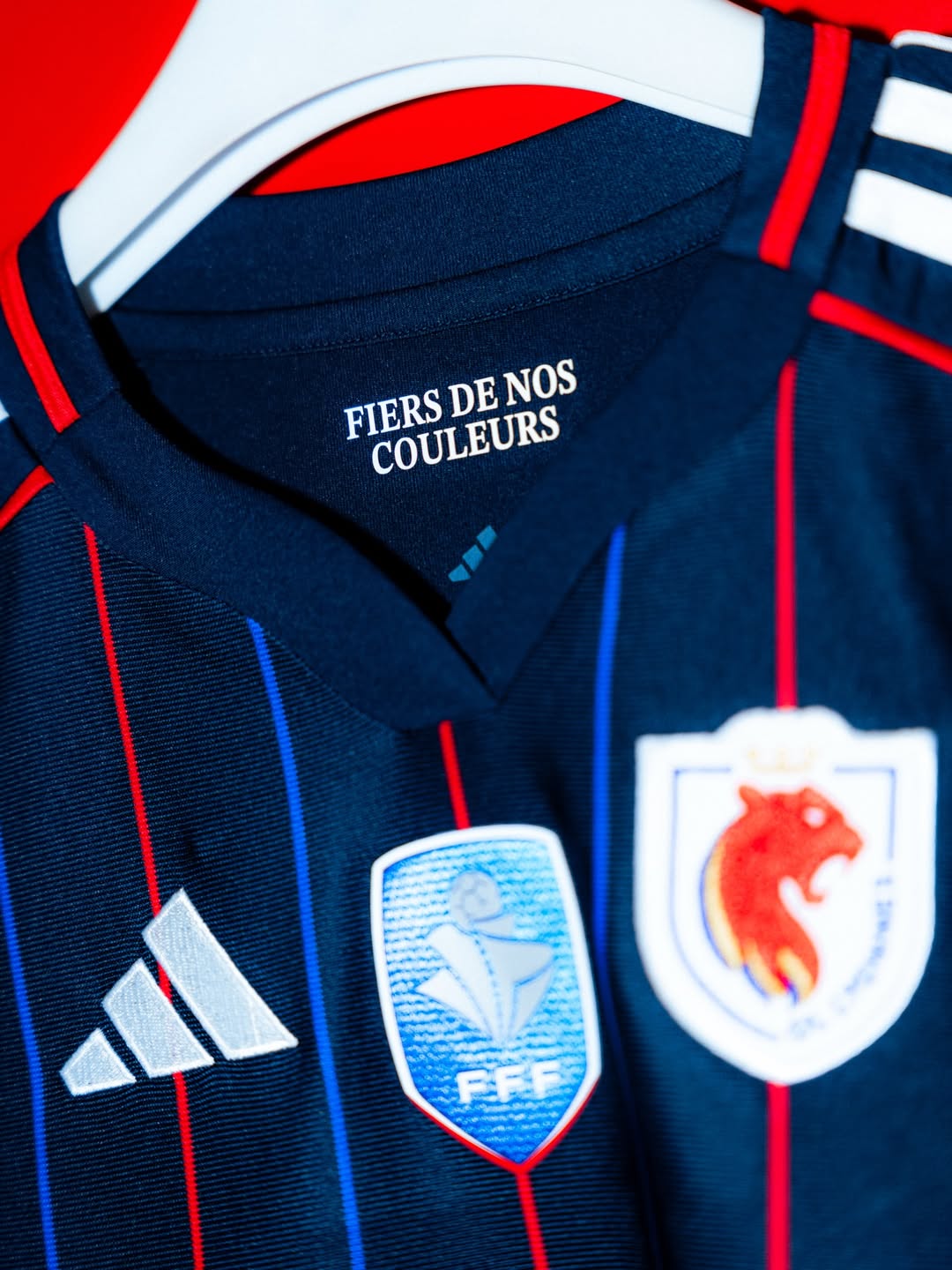 OL Lyonnes : un maillot historique pour les Lyonnaises