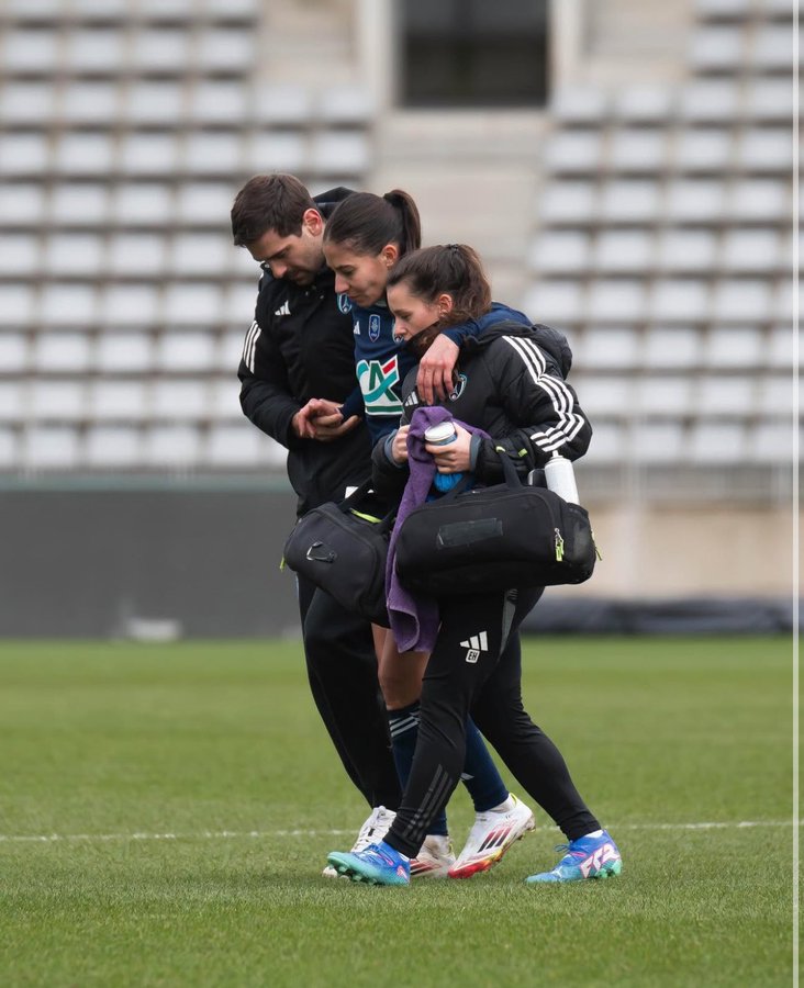 Clara Mateo, blessée à la cheville en Coupe de France