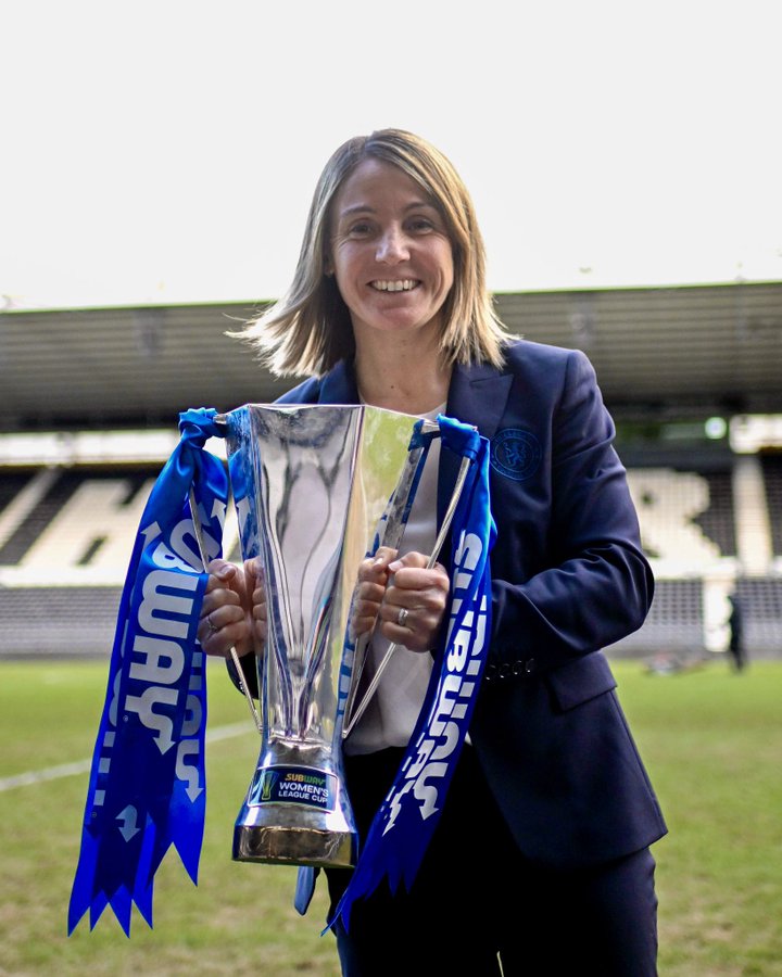 Coupe de la Ligue anglaise : Premier trophée pour Sonia Bompastor et Camille Abily avec Chelsea !